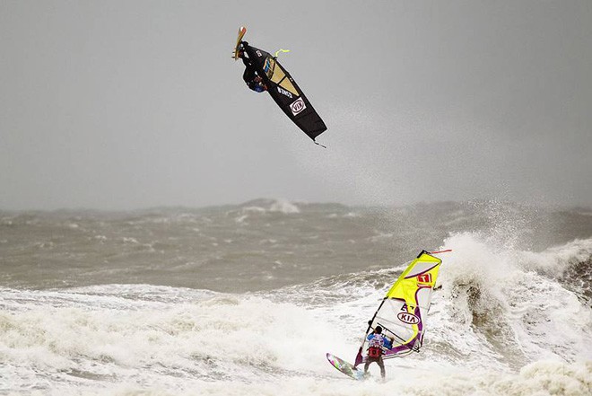 Rocket air from Adam Lewis - PWA KIA Cold Hawaii World Cup 2011 Day 2 &copy; PWA World Tour http://www.pwaworldtour.com